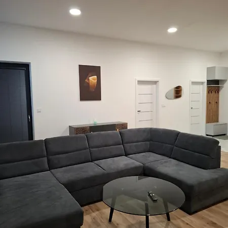 Apartment V Point M Humenne